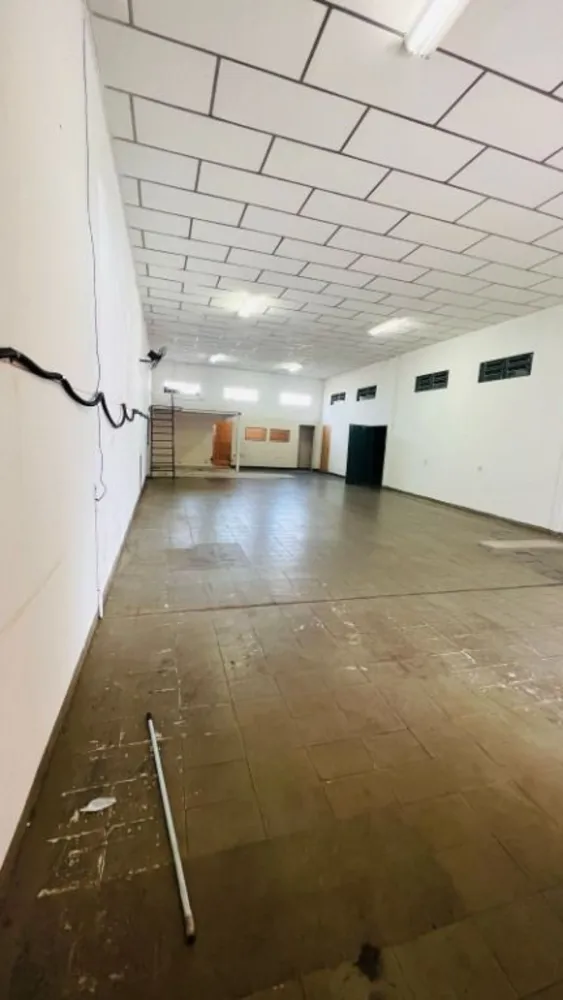 Loja-Salão, 230 m² - Foto 1