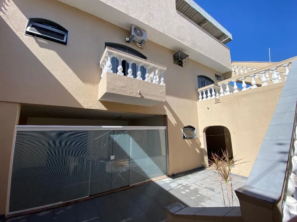 Casa, 4 quartos, 590 m² - Foto 2
