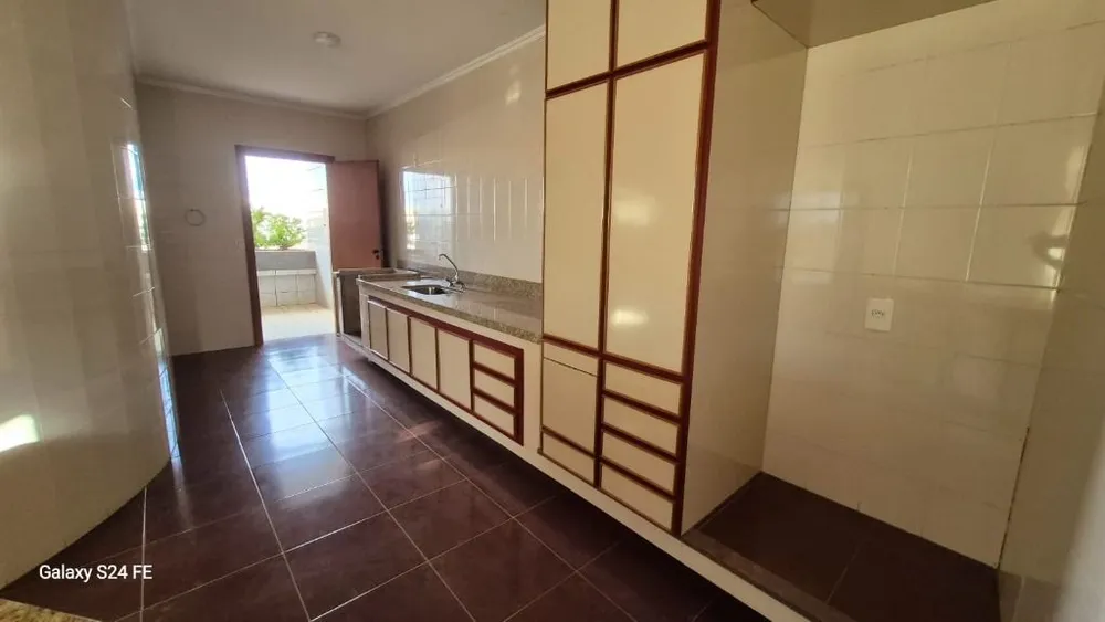 Casa, 8 quartos, 798 m² - Foto 4