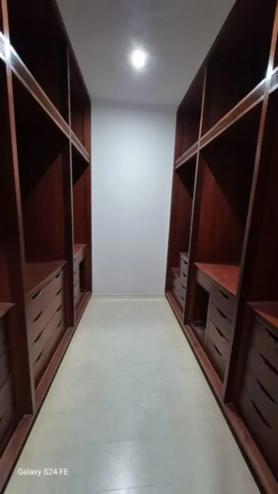 Casa, 8 quartos, 798 m² - Foto 1