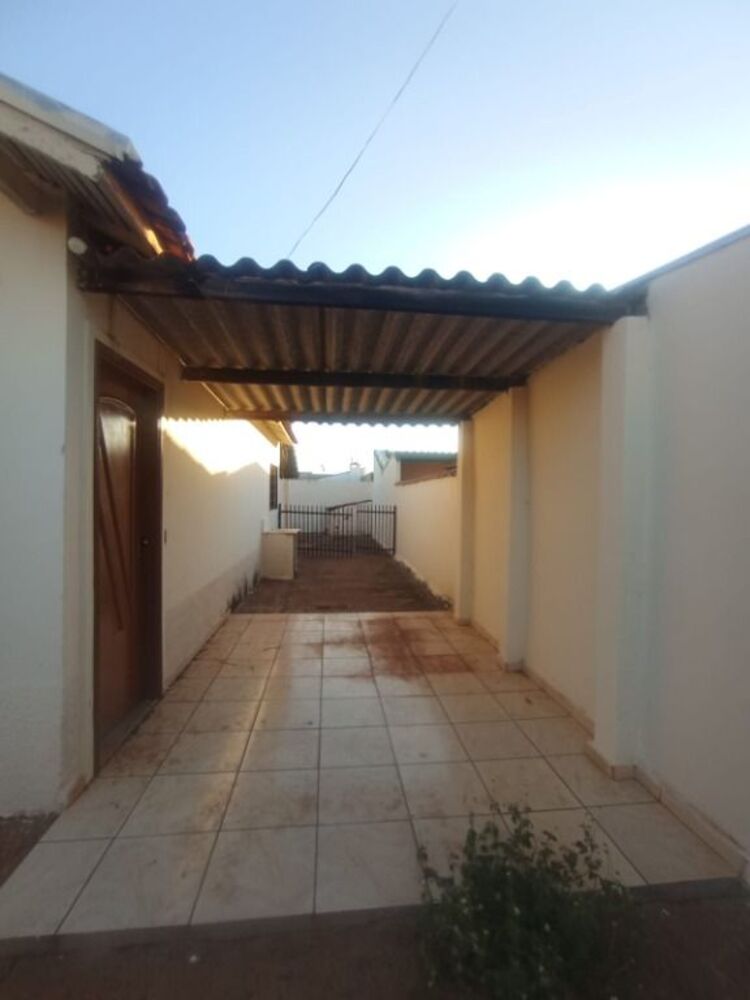 Casa à venda com 2 quartos, 50m² - Foto 7