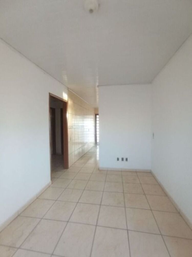 Casa à venda com 2 quartos, 50m² - Foto 1