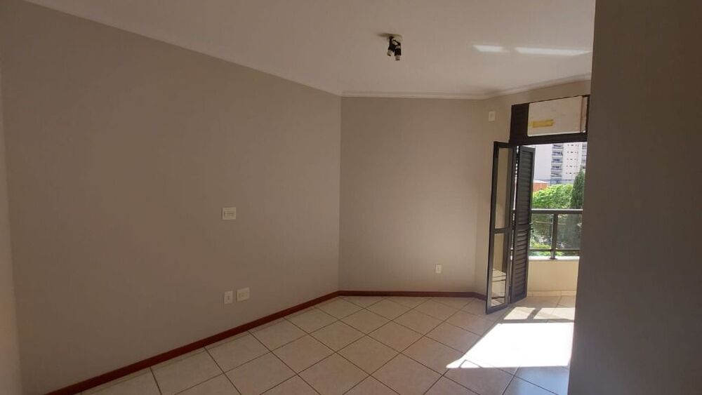 Apartamento à venda com 3 quartos, 120m² - Foto 5