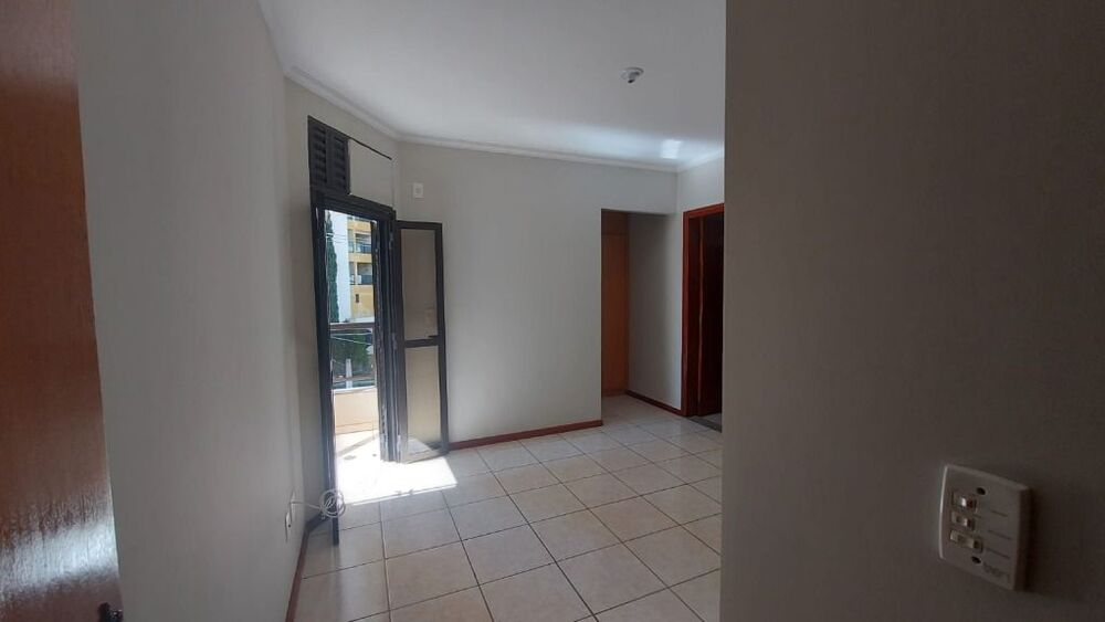 Apartamento à venda com 3 quartos, 120m² - Foto 6