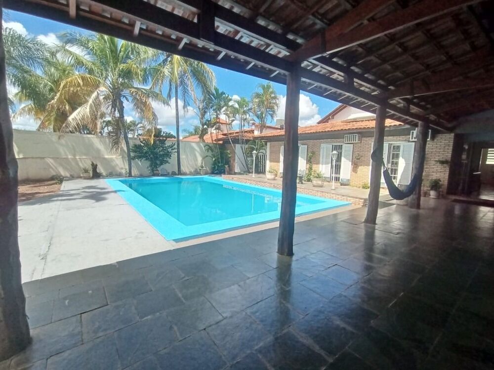 Casa à venda com 4 quartos, 390m² - Foto 2
