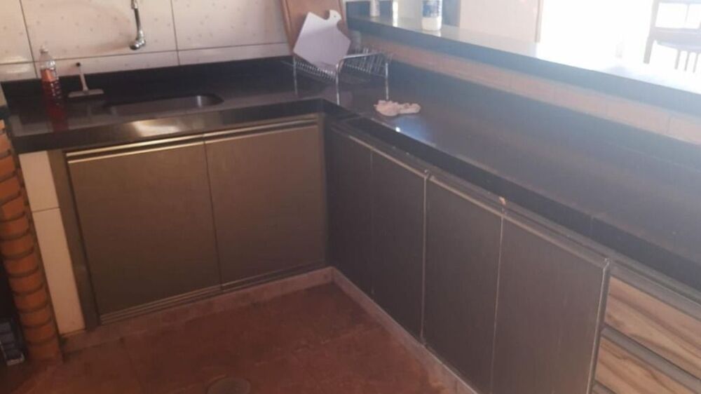 Chácara à venda com 3 quartos, 1000m² - Foto 4