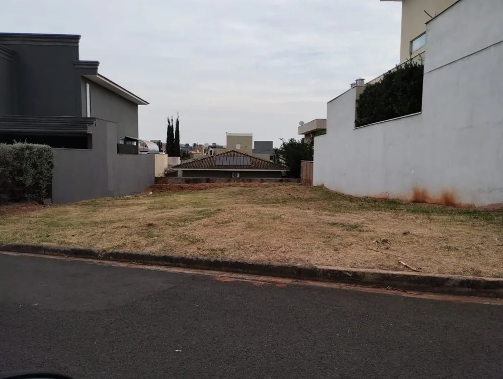 Loteamento e Condomínio, 400 m² - Foto 1