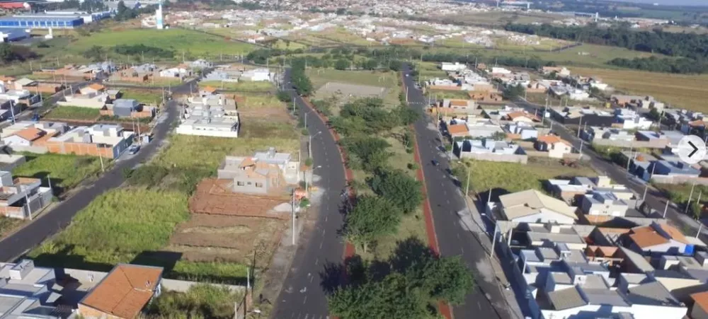 Terreno à venda, 200m² - Foto 1