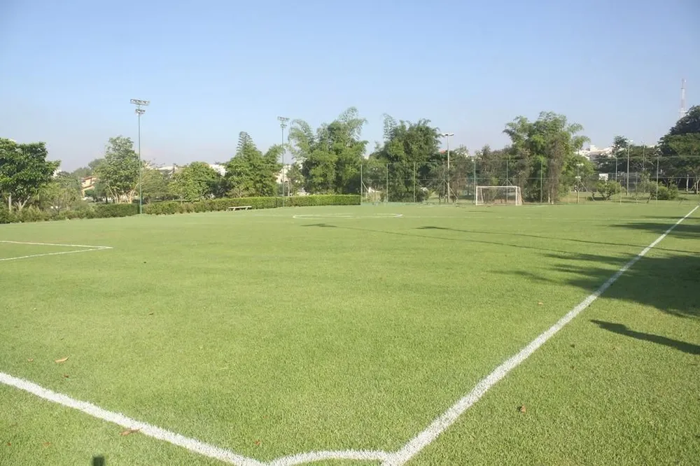 Loteamento e Condomínio, 1000 m² - Foto 1
