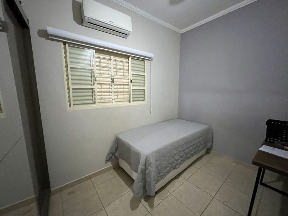 Casa à venda com 3 quartos, 189m² - Foto 8