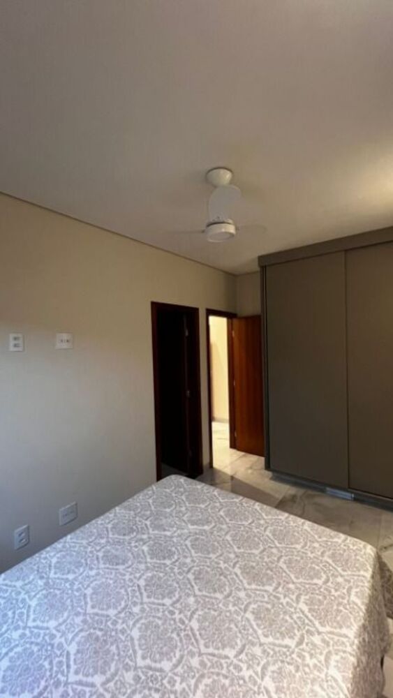 Casa de Condomínio à venda com 3 quartos, 209m² - Foto 11