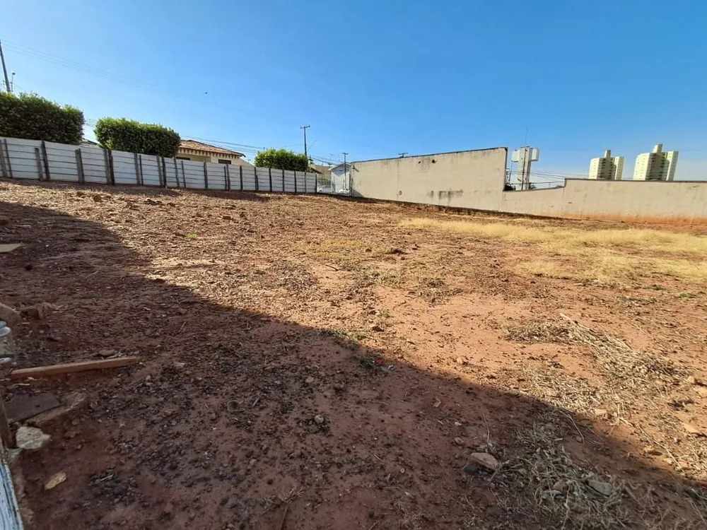 Terreno, 900 m² - Foto 2