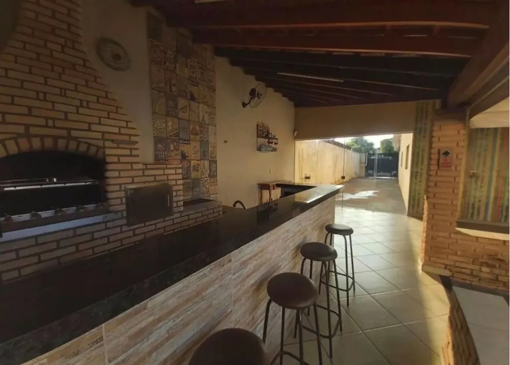 Casa, 3 quartos, 230 m² - Foto 3