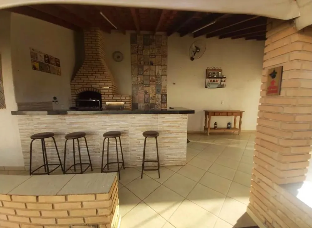 Casa, 3 quartos, 230 m² - Foto 2