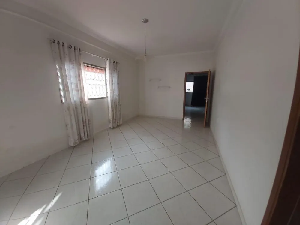 Casa, 3 quartos, 230 m² - Foto 7