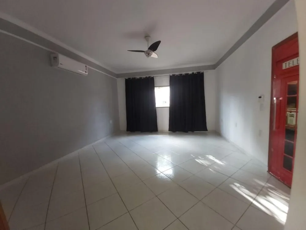 Casa, 3 quartos, 230 m² - Foto 8