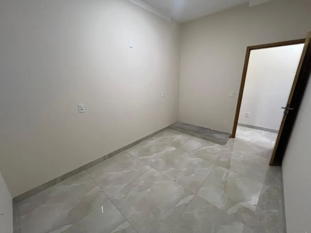 Casa, 3 quartos, 132 m² - Foto 2
