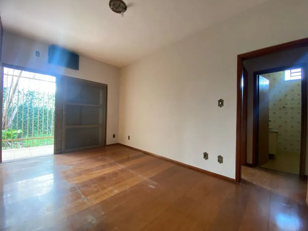 Casa, 3 quartos, 180 m² - Foto 1