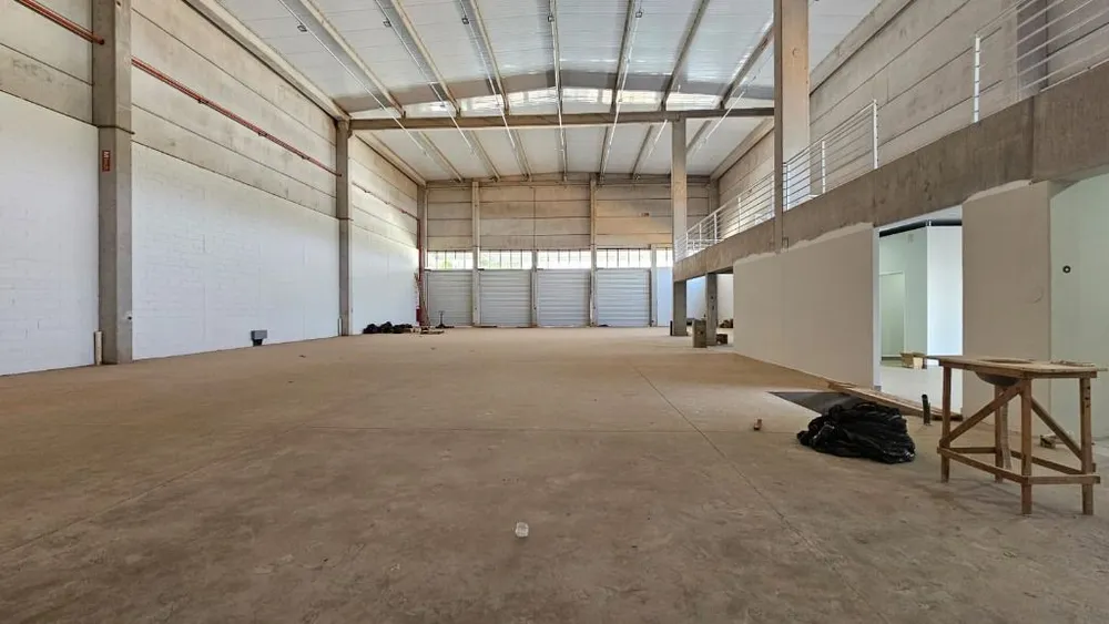 Loja-Salão, 850 m² - Foto 1