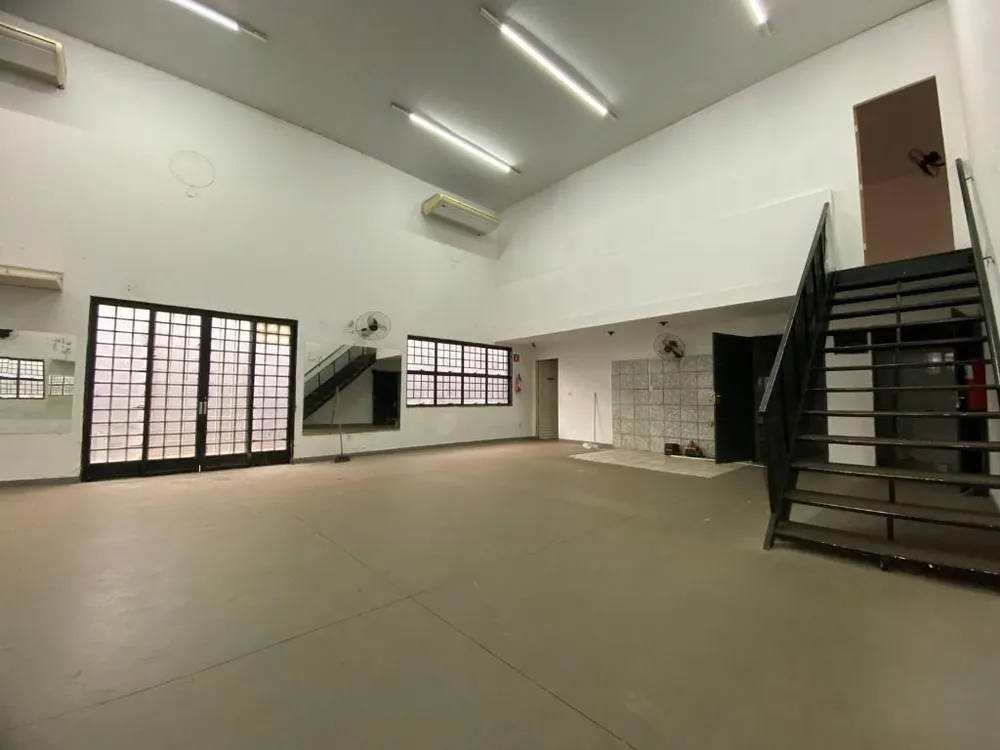 Loja-Salão, 294 m² - Foto 1