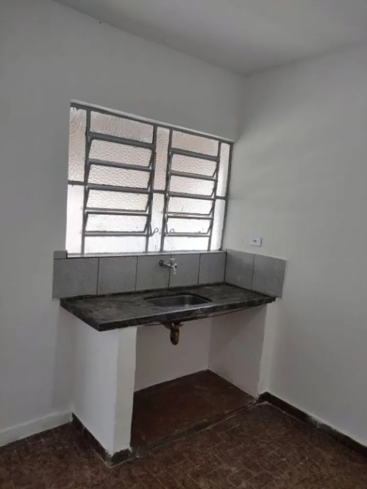 Casa, 1 quarto, 242 m² - Foto 2