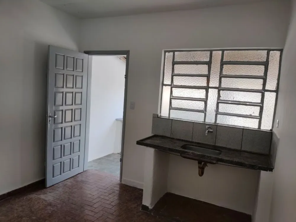 Casa, 1 quarto, 242 m² - Foto 4