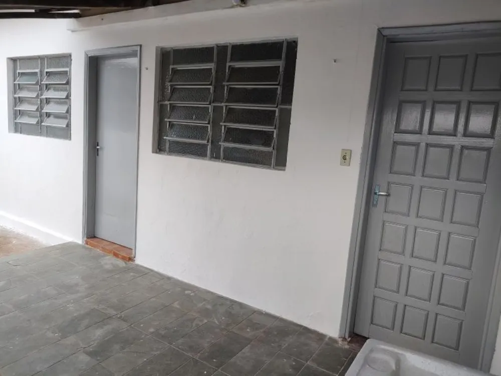 Casa, 1 quarto, 242 m² - Foto 1