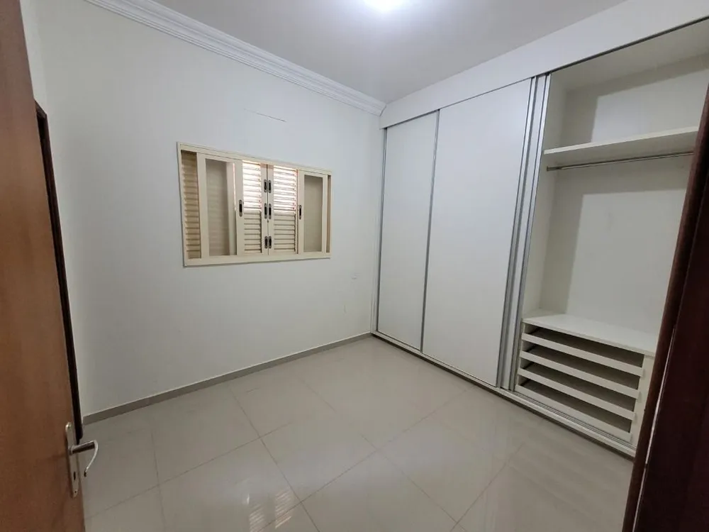 Casa, 3 quartos, 143 m² - Foto 2