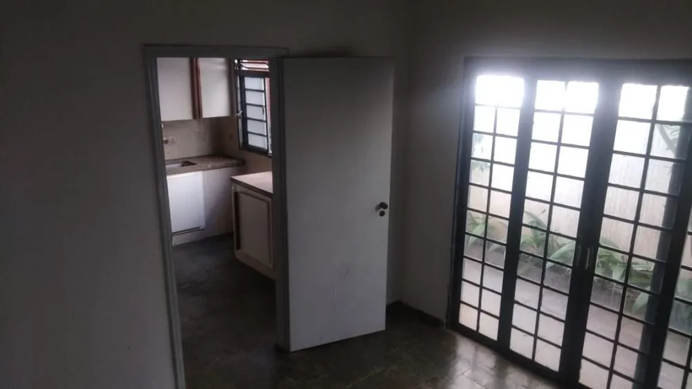 Casa, 3 quartos, 253 m² - Foto 1