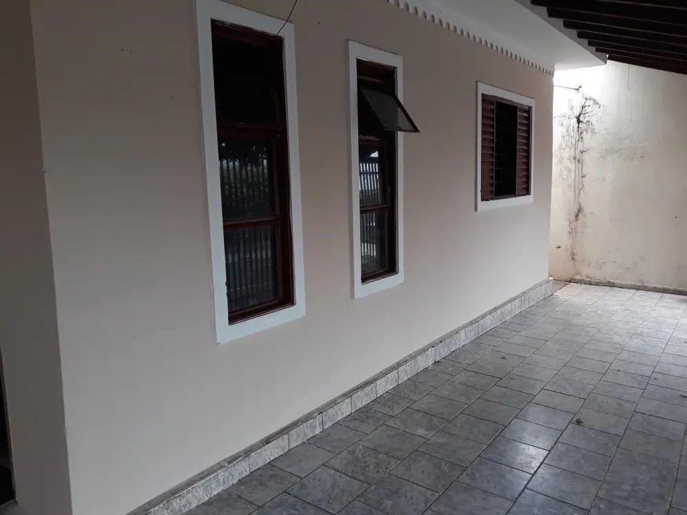 Casa, 3 quartos, 60 m² - Foto 1