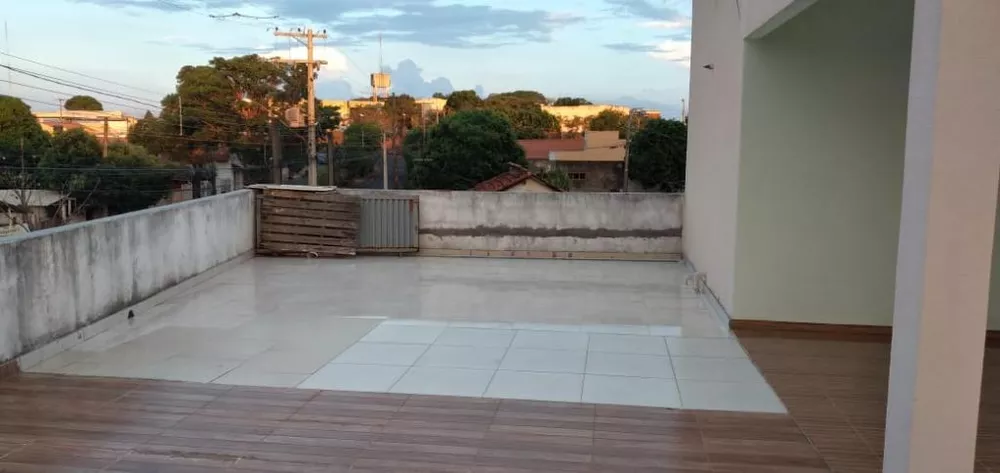 Casa à venda com 3 quartos, 327m² - Foto 3