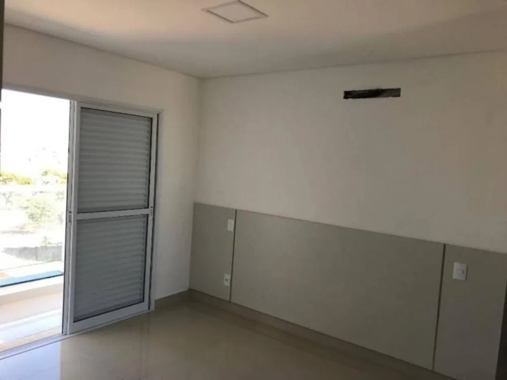 Apartamento, 3 quartos, 136 m² - Foto 2
