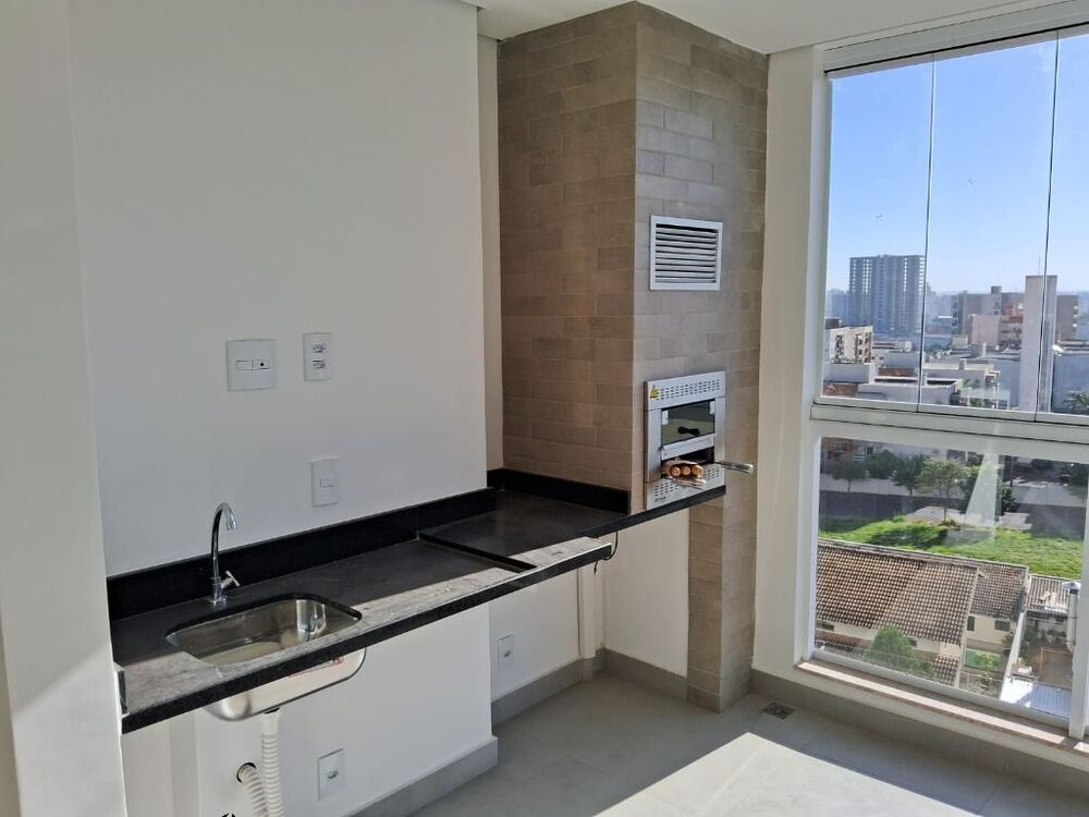 Apartamento à venda com 2 quartos, 63m² - Foto 1