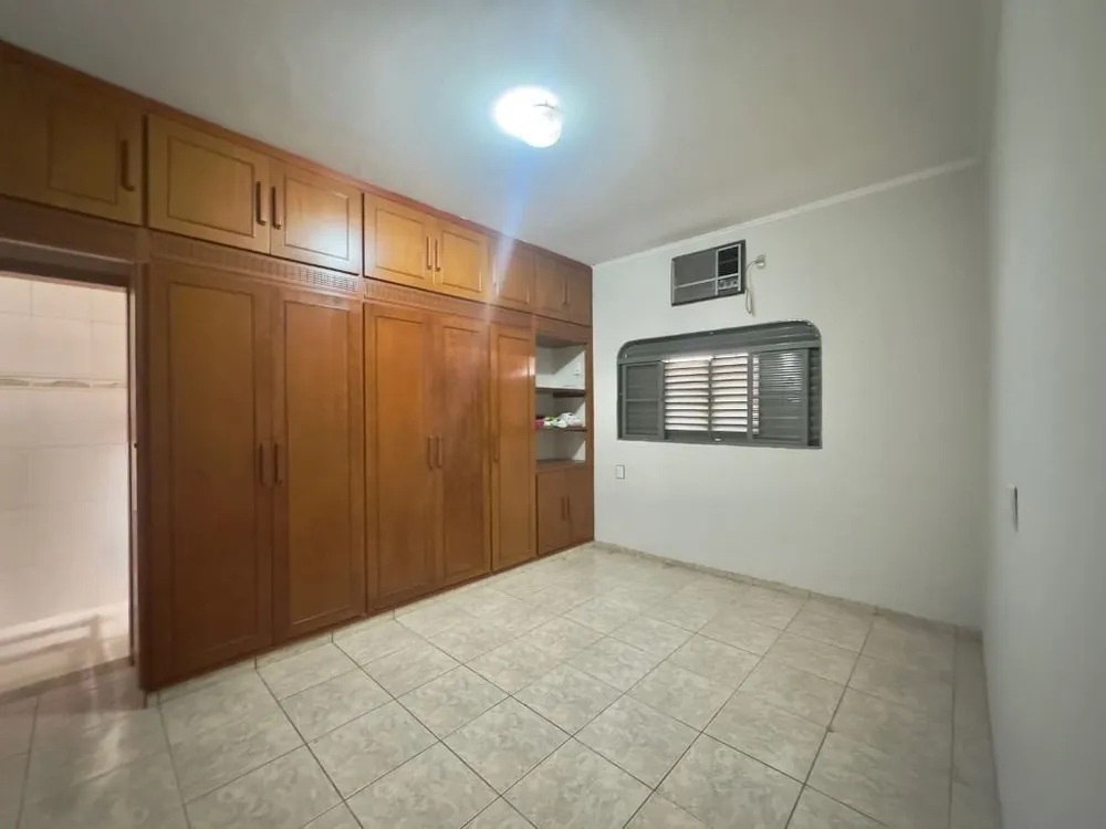 Casa, 3 quartos, 200 m² - Foto 3