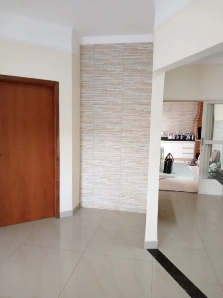Casa, 3 quartos, 130 m² - Foto 2