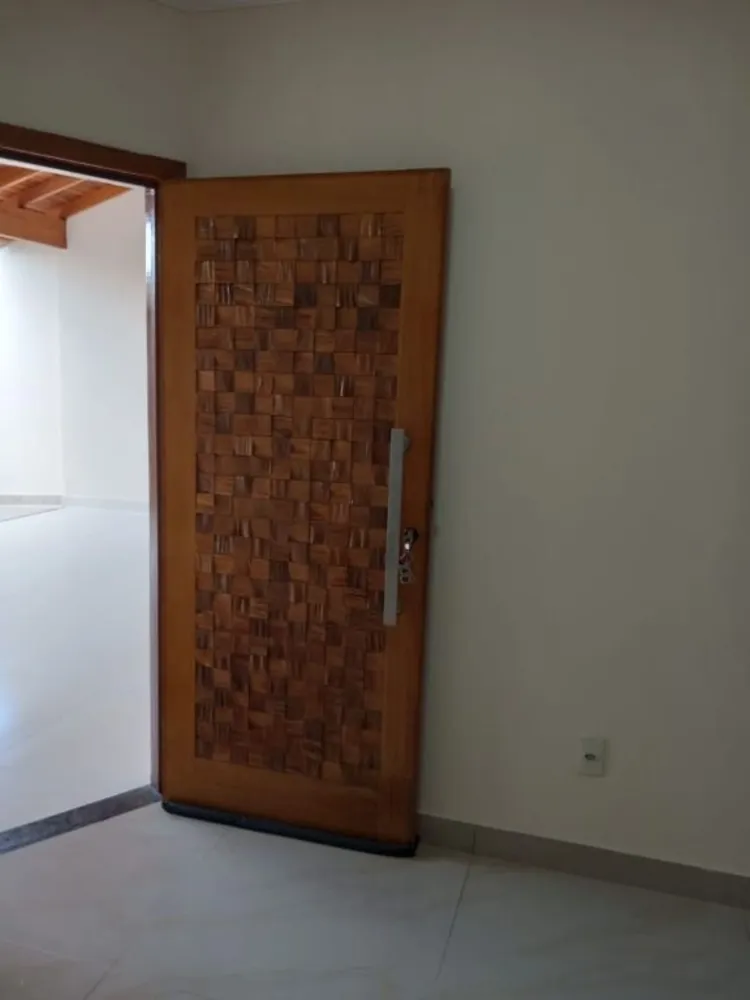 Casa, 3 quartos, 130 m² - Foto 1