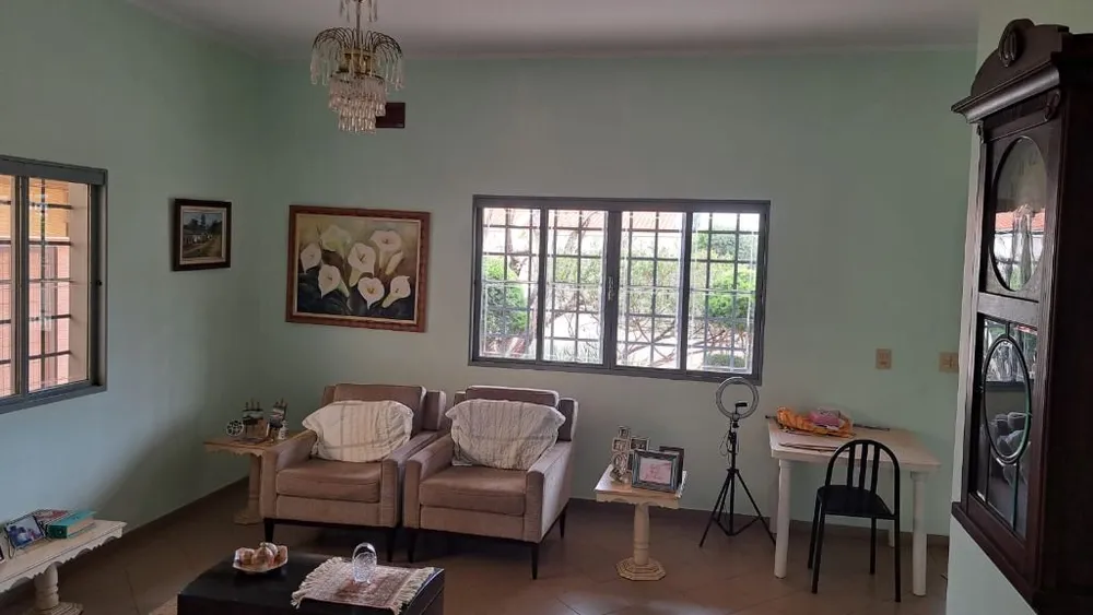 Casa, 3 quartos, 262 m² - Foto 1