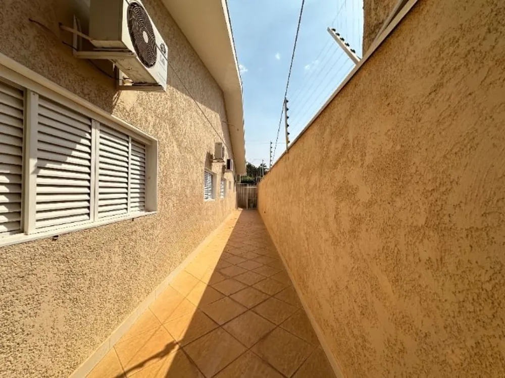 Casa, 4 quartos, 284 m² - Foto 1