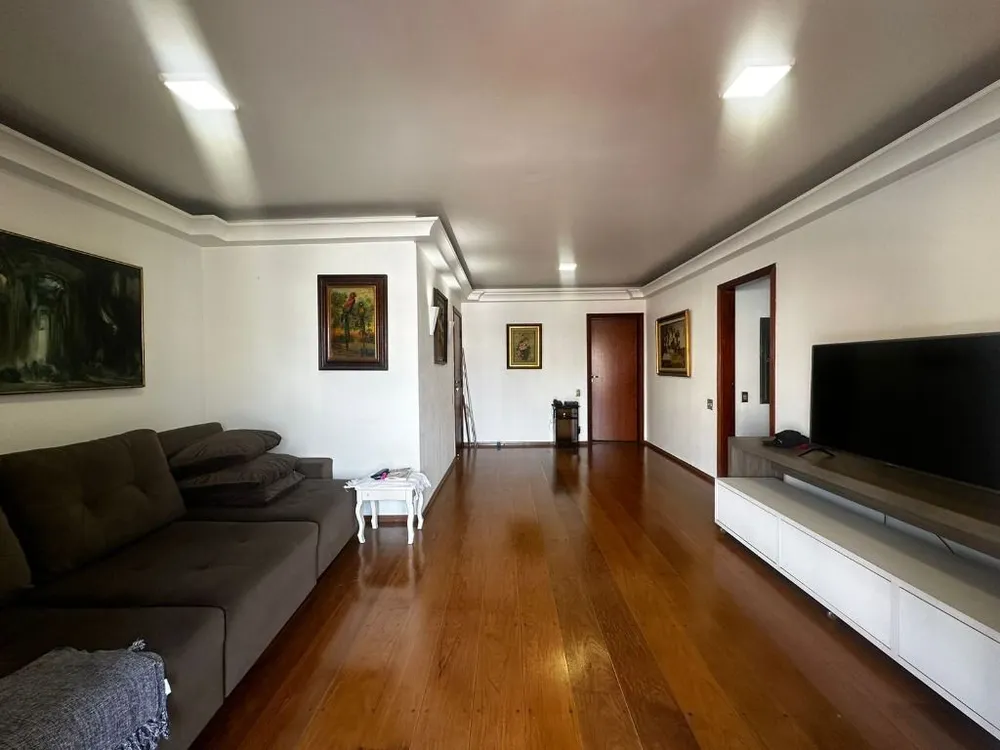 Apartamento, 3 quartos, 132 m² - Foto 1