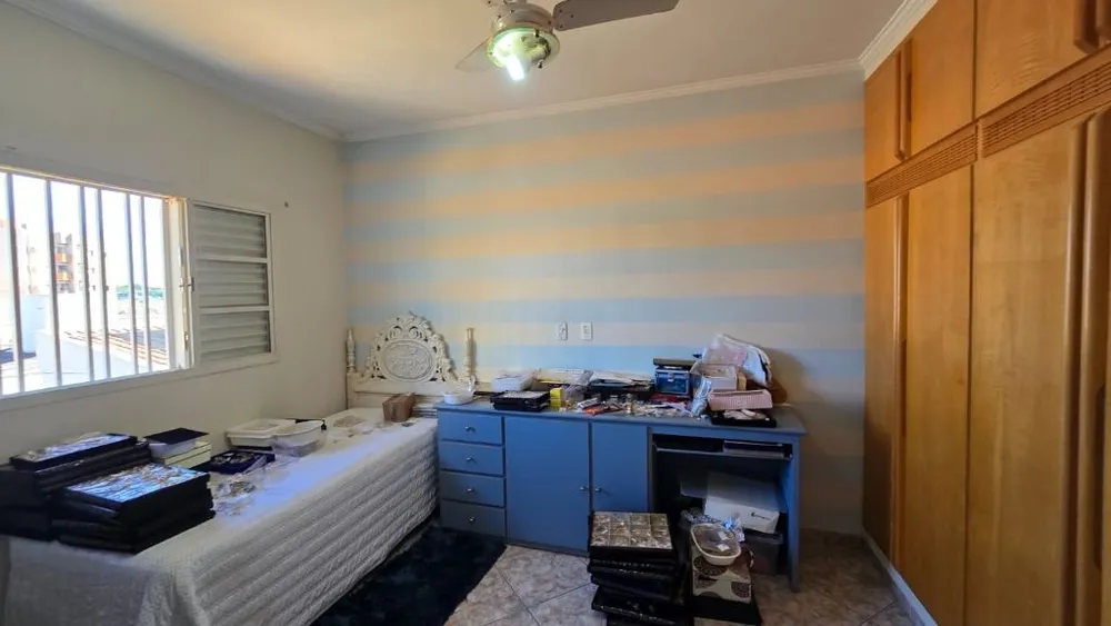 Casa, 4 quartos, 224 m² - Foto 3