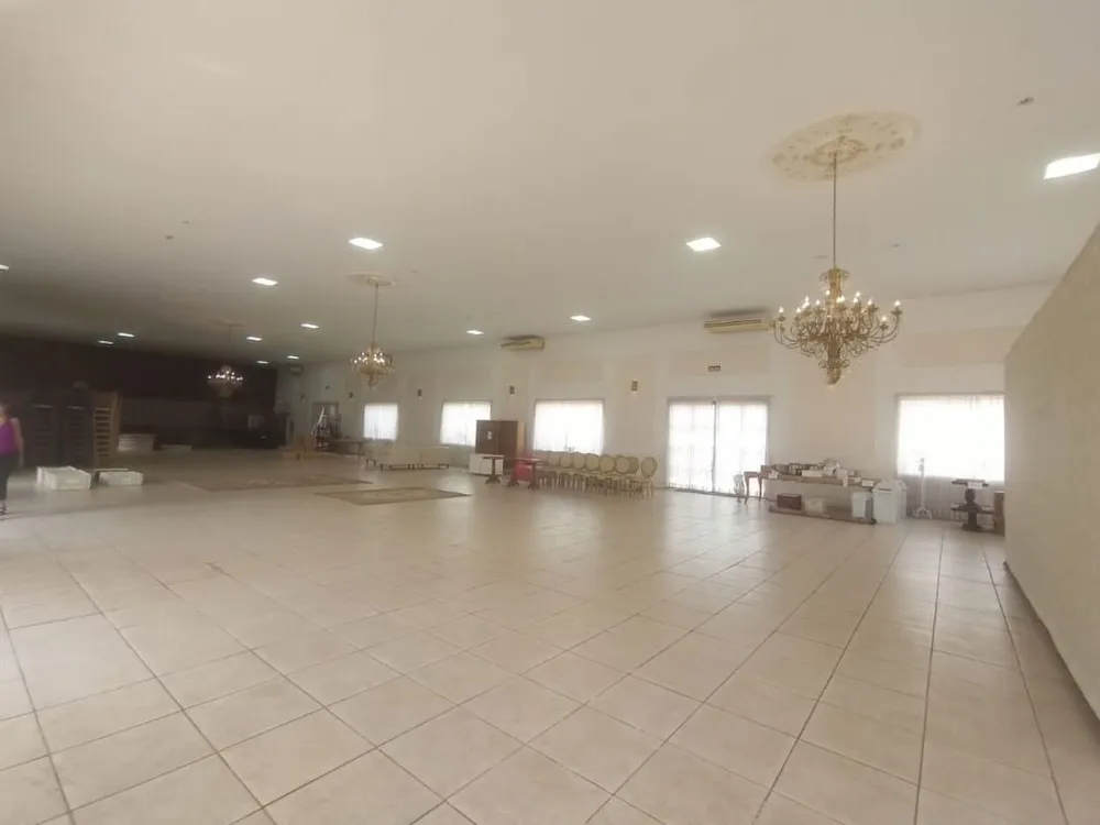 Loja-Salão, 800 m² - Foto 1