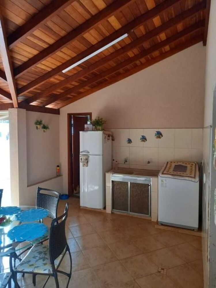Casa à venda com 2 quartos, 220m² - Foto 3