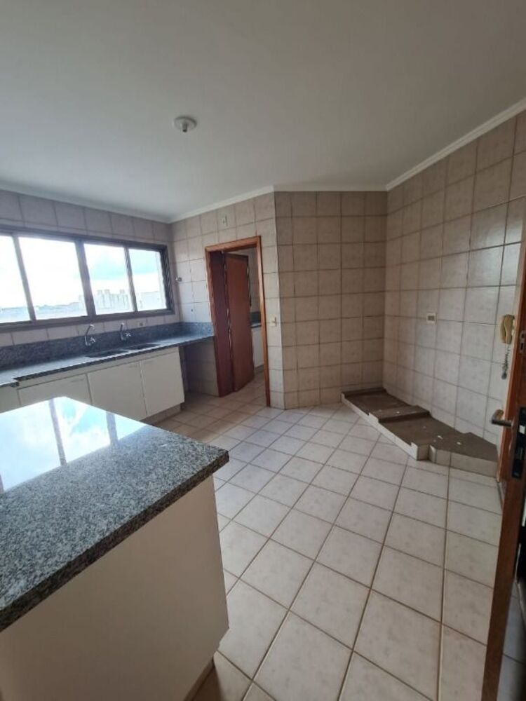 Apartamento à venda com 4 quartos, 140m² - Foto 3
