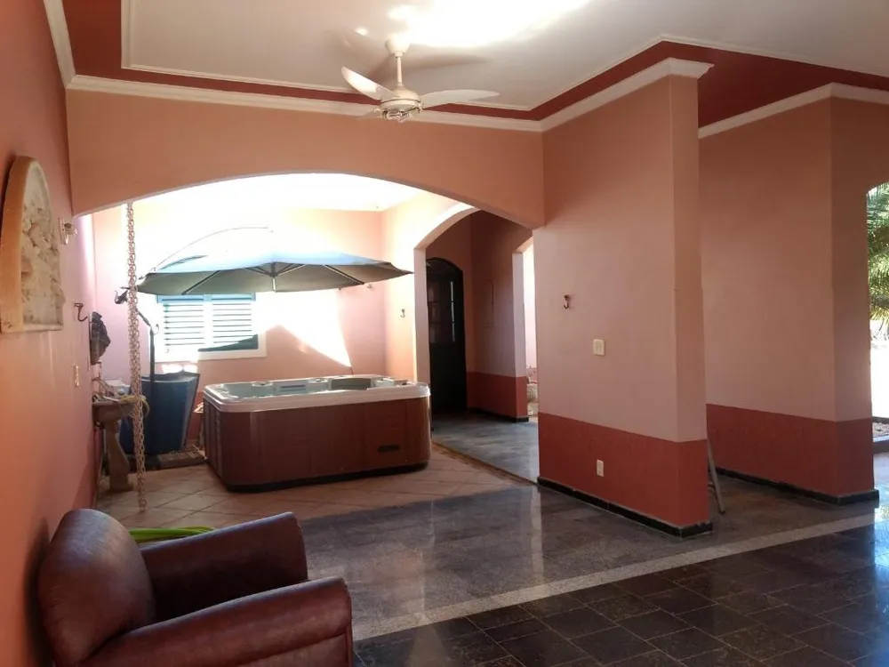 Casa, 8 quartos, 1104 m² - Foto 1