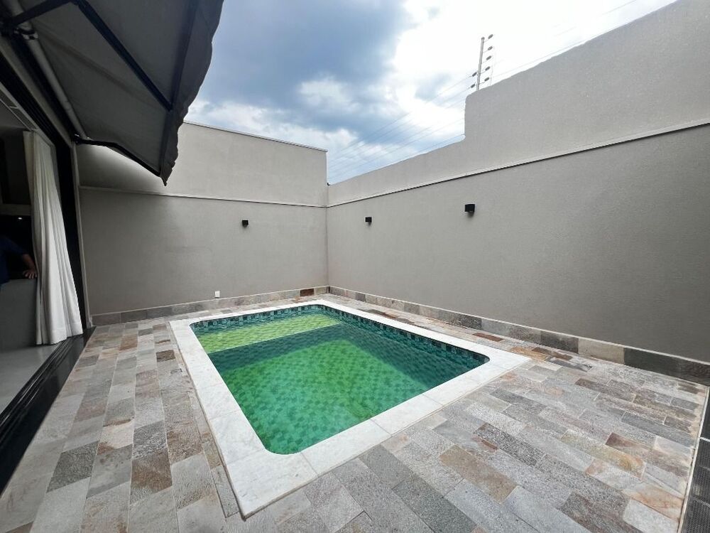 Casa de Condomínio à venda com 3 quartos, 205m² - Foto 4