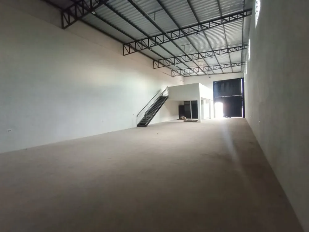 Loja-Salão, 234 m² - Foto 1
