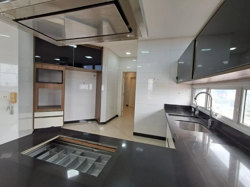 Apartamento, 4 quartos, 380 m² - Foto 1