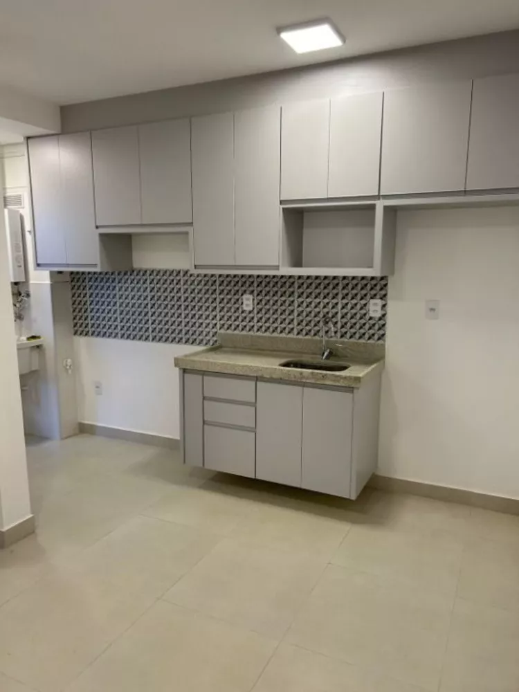 Apartamento para alugar com 2 quartos, 70m² - Foto 4