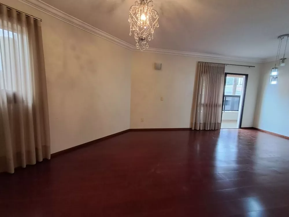 Apartamento à venda com 4 quartos, 157m² - Foto 3