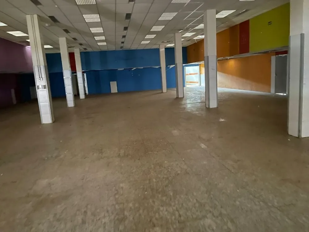 Loja-Salão, 1035 m² - Foto 2